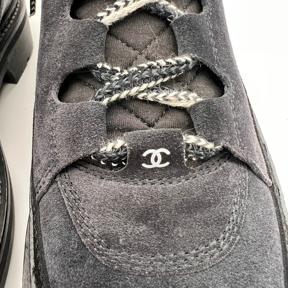 CHANEL Suede Grained Calfskin CC Lace Up Boots 39 Black - Picture 10 of 11